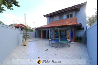Casa em Peruíbe para venda
